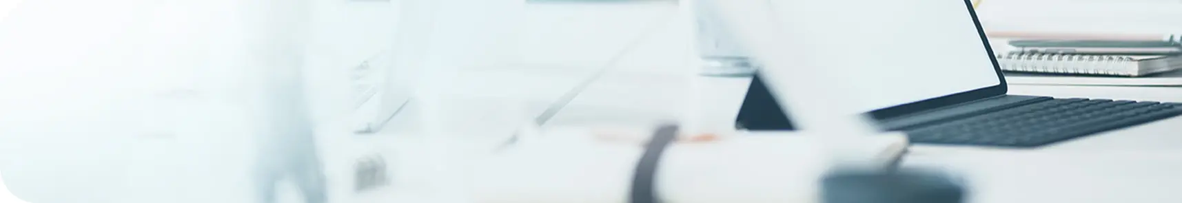 写真：ノートパソコン